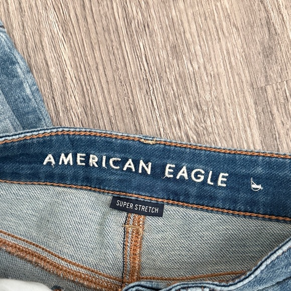 American Eagle Outfitters Light Wash Skinny Jeans - Picture 2 of 5